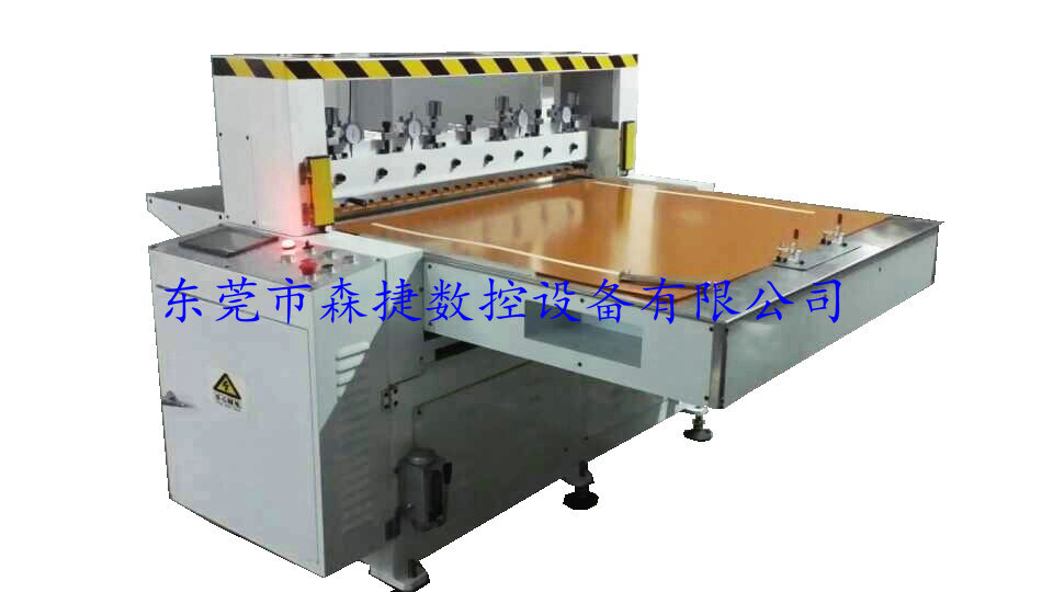 xkCQ1200大型裁切机