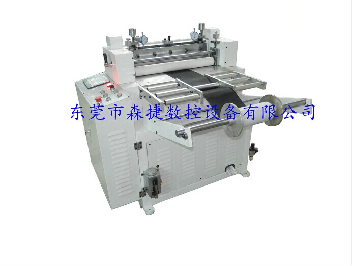 xkCQ600数控卷材裁切型